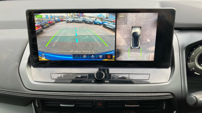 Nissan Qashqai 1.3 DiG-T MH 158 N-Connecta 5dr Petrol Hatchback